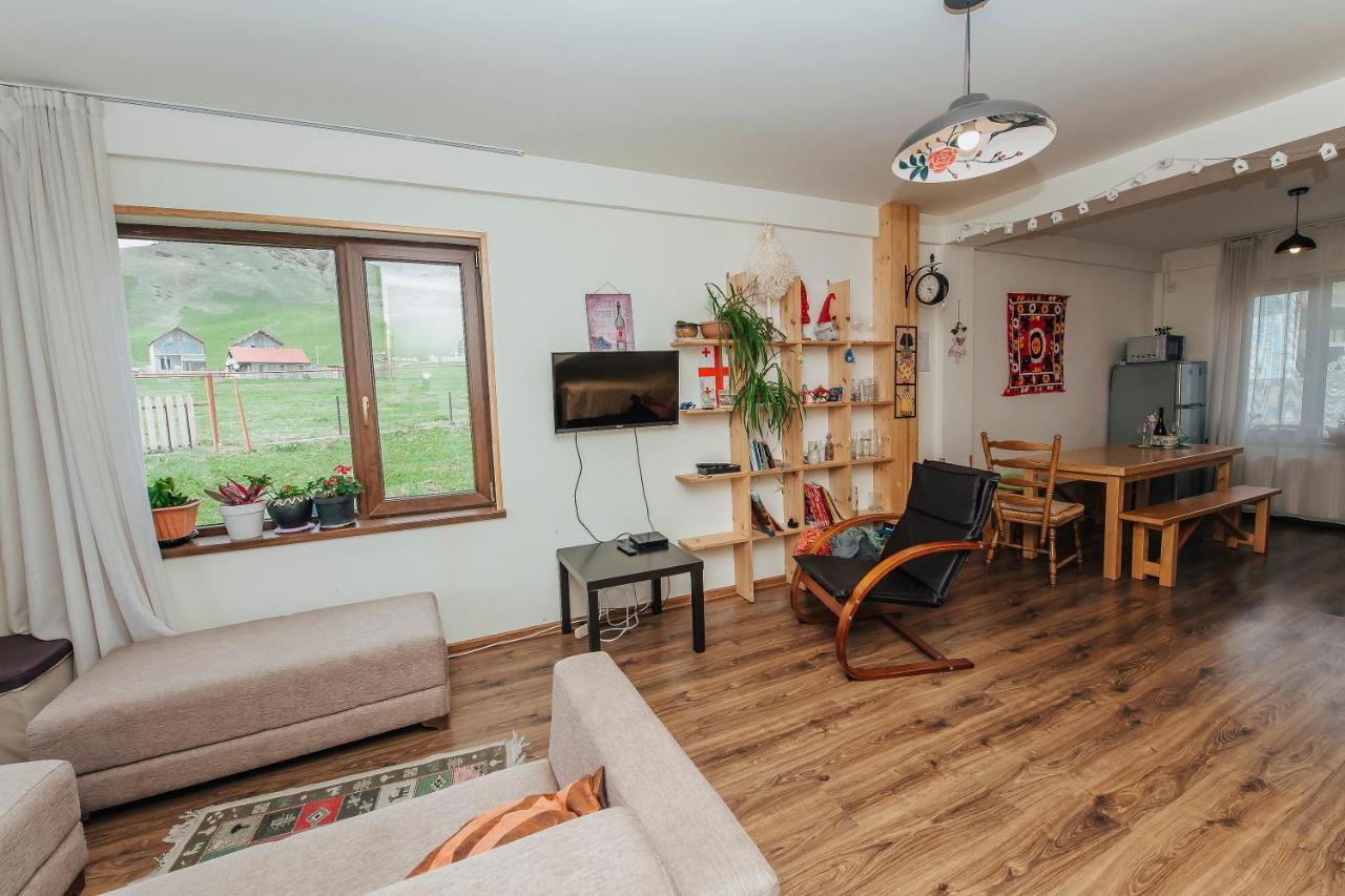 Ski House Bluebird Gudauri Εξωτερικό φωτογραφία